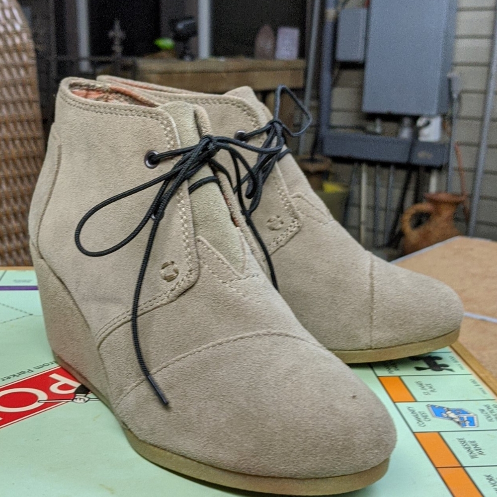 Toms booties